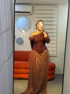 Mynali  in Burgundy🤎